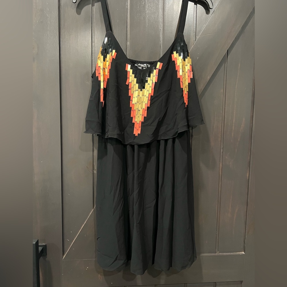 Sweet Storm Black and Green Dress Size L (Fits more like a M) keyhole in back